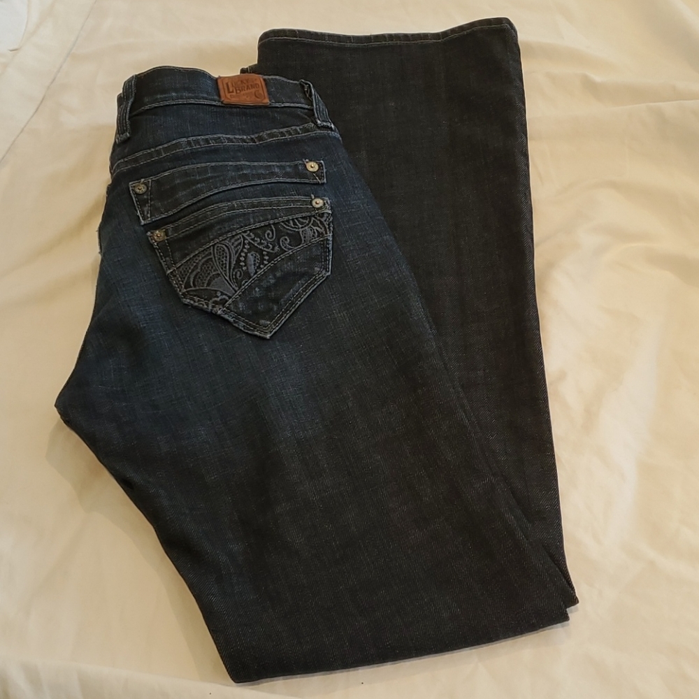 Lucky brand dark wash boot cut jeans 26" (size 2)